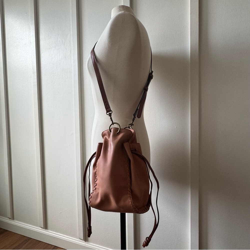 Universal Thread Brown Faux Leather‎ Bucket Crossbody Purse - Picture 3 of 7